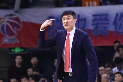 杜锋年薪大概多少_cba教练杜峰年薪多少