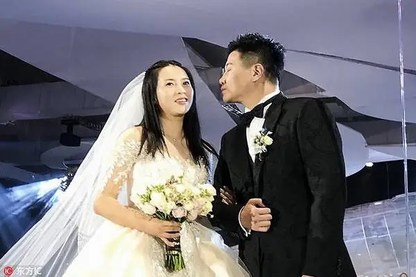 李金羽现在做什么工作?李金羽老婆到底是谁?