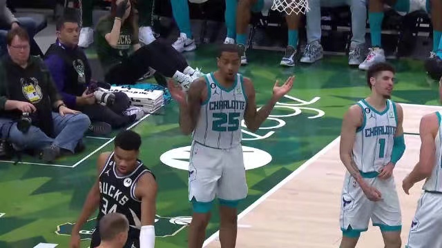 2023.2.1NBA全场录像回放 黄蜂vs雄鹿
