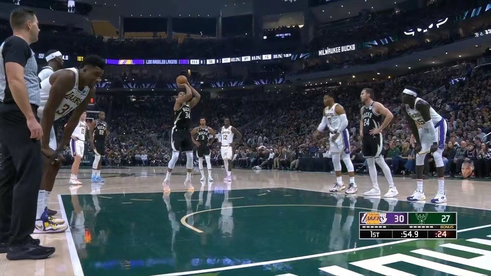 2022.12.3NBA录像回放 湖人vs雄鹿 免费更新